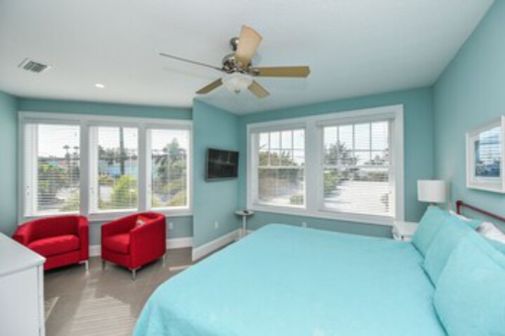Room 25 of 25