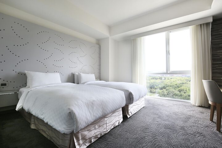 Room 30 of 145