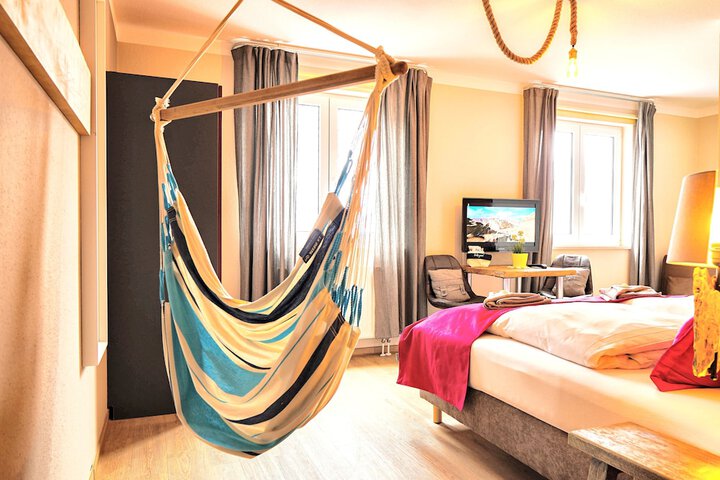 Room 5 of 26