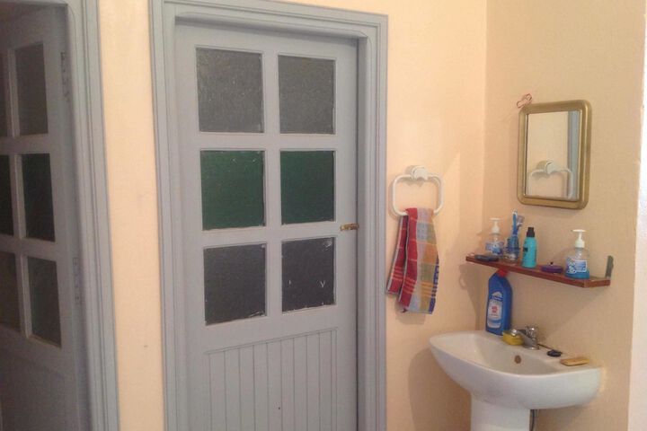 Room 9 of 9