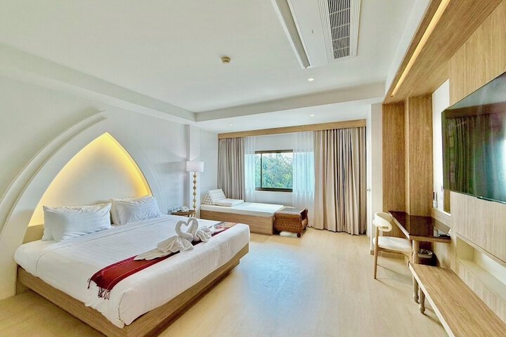 Room 57 of 183