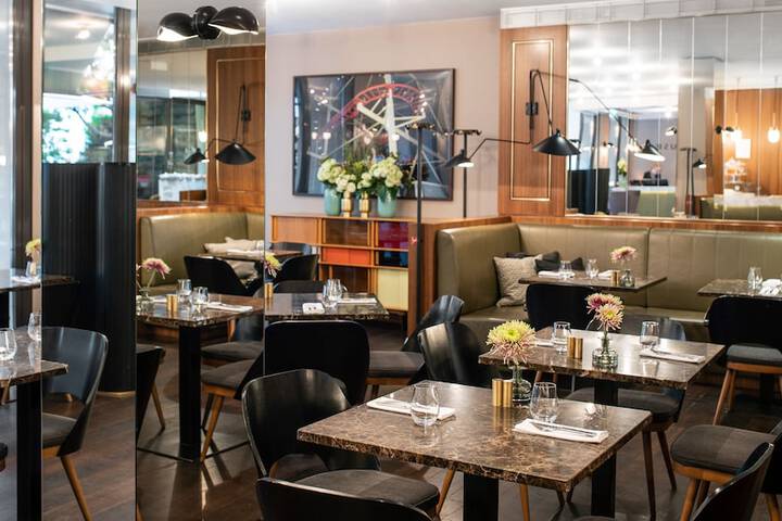 Dining 80 of 121