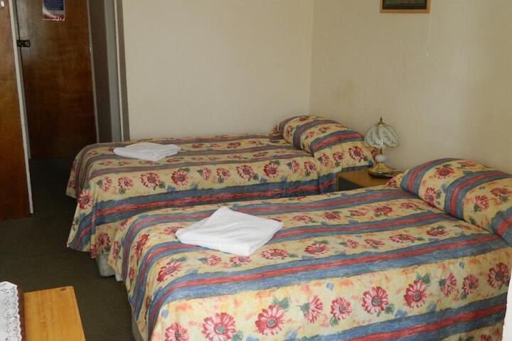 Room 22 of 66