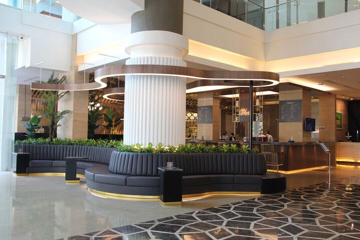 Hotel Lobby