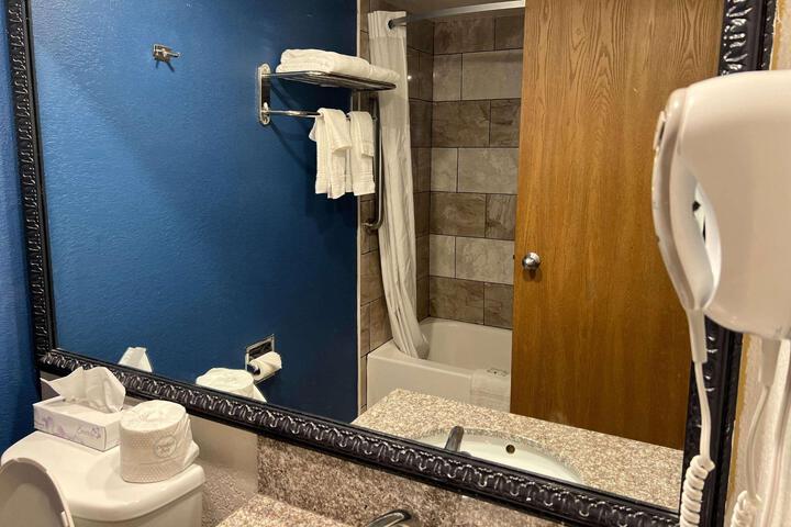 Photo 23