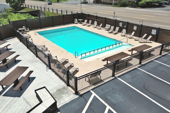 Image of Sleepy Bear Motel