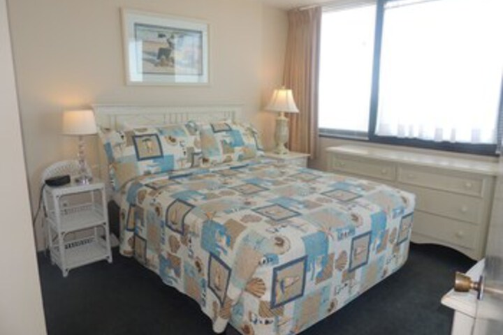 Room 44 of 48