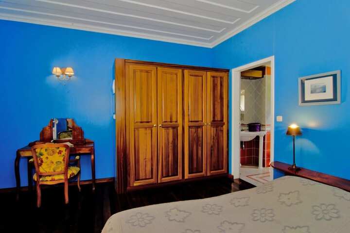 Room 9 of 23