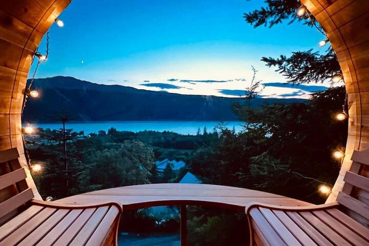 Lodges on Loch Ness in Inverness