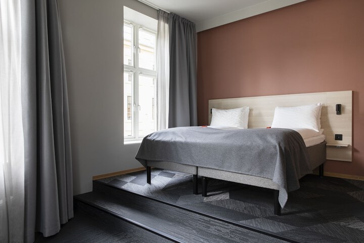 Room 25 of 78