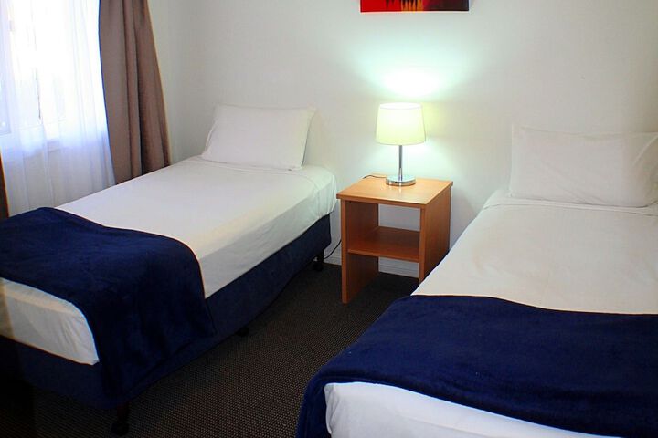 Room 4 of 29