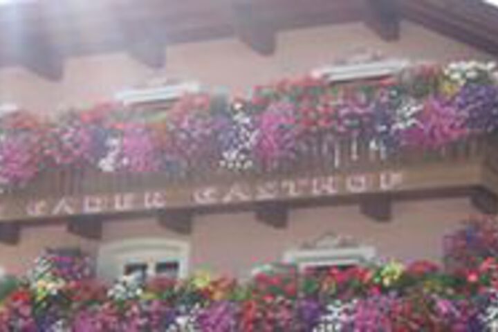 Hotel 32 of 48