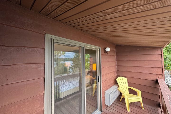 Room 15 of 115