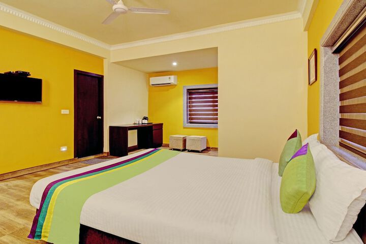 Room 35 of 48