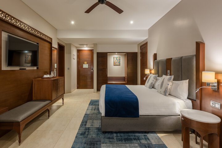 Room 11 of 81