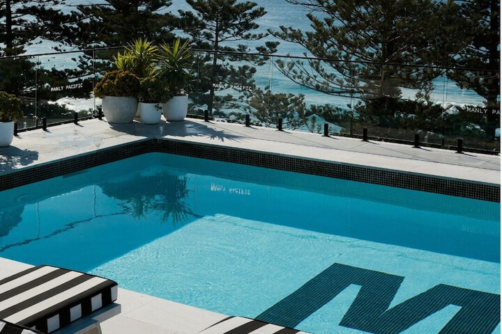 Pool 65 of 153