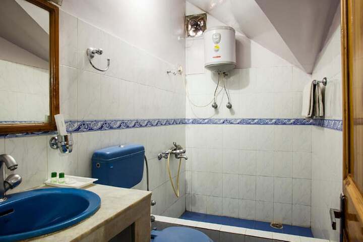 Bathroom Interior Photo