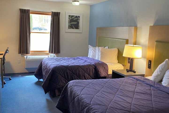 Room 27 of 51