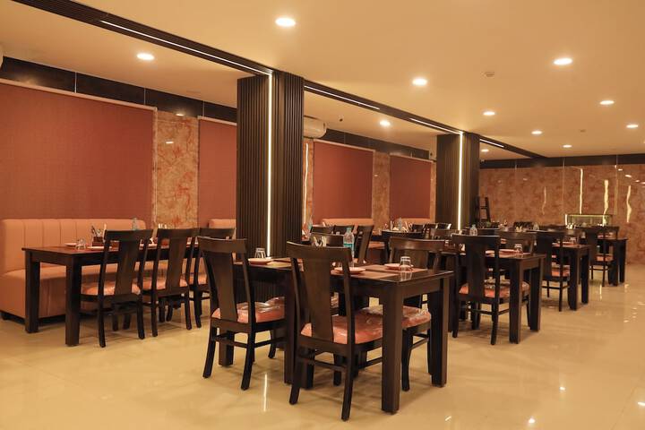 Dining 15 of 20