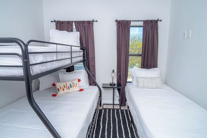 Room 5 of 29