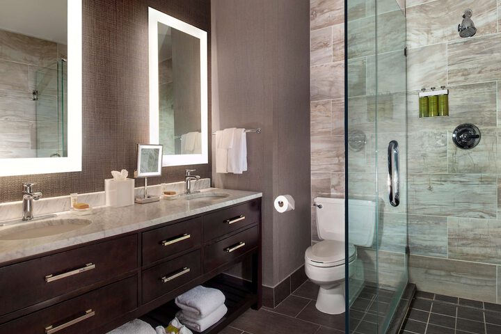 Bathroom shower