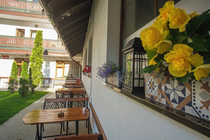 Hotel 46 of 60