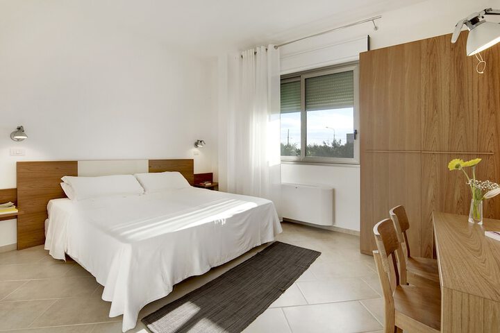 Room 12 of 49
