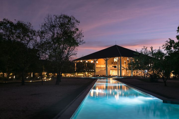Hotel with Pool