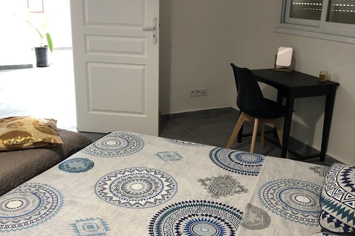 Room 9 of 46