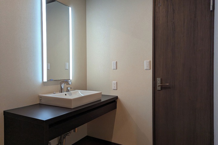 Room 11 of 58