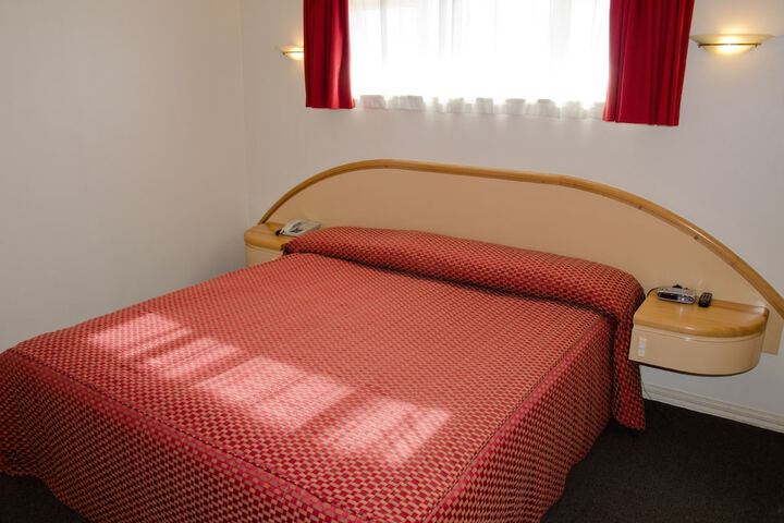 Room 9 of 44