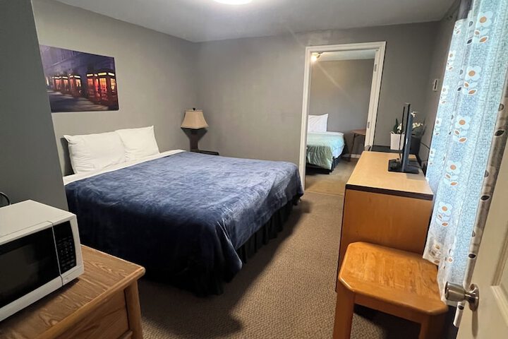 Room 14 of 35