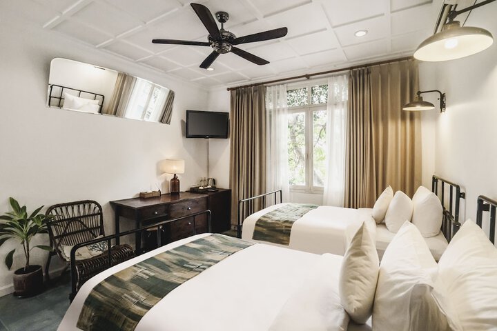 Room 20 of 66