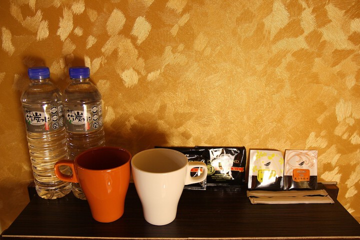 Room 12 of 41