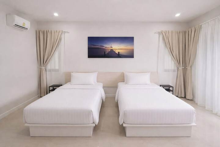 Room 14 of 34