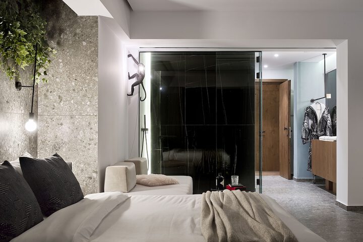 Hotel Interior 128 of 145