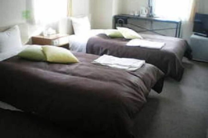 Room 18 of 27