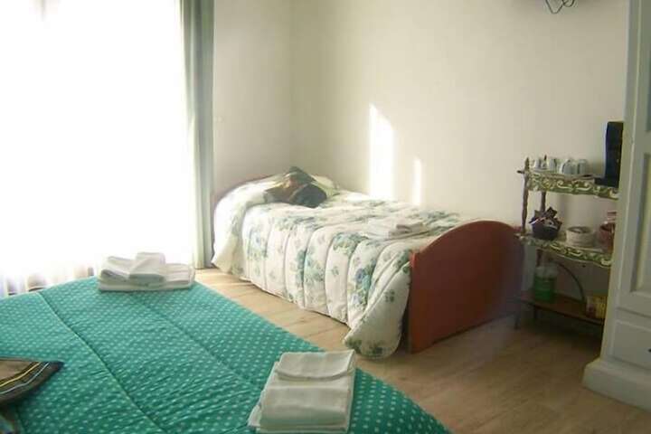 Room 13 of 41