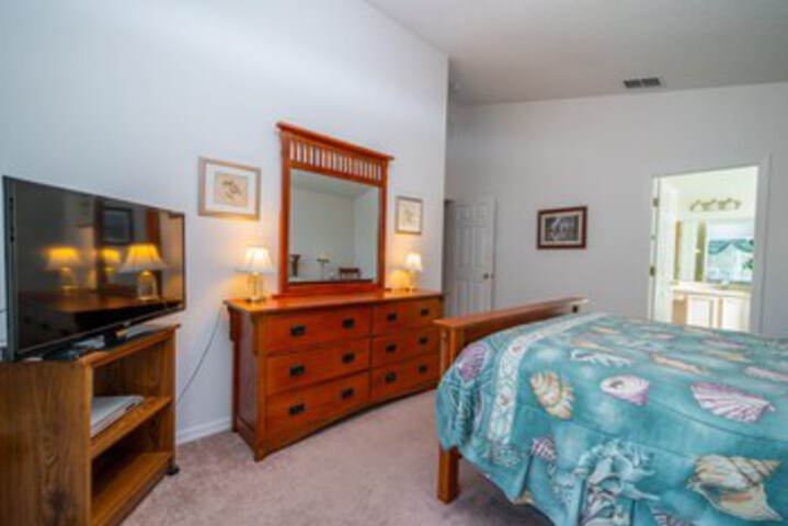 Room 204 of 253