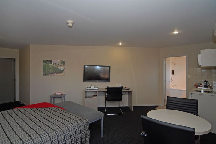 Room 18 of 31