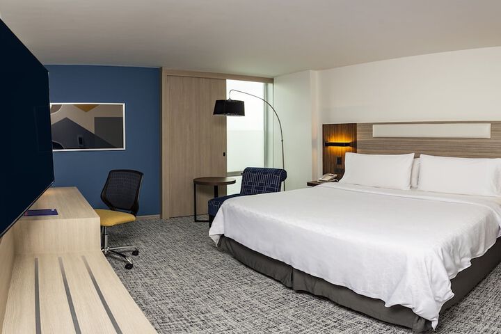 Room 5 of 55