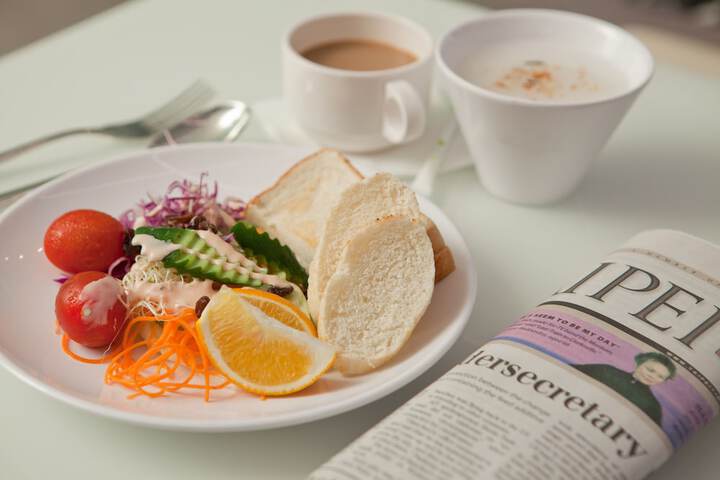 Breakfast/Coffee Service 45 of 49