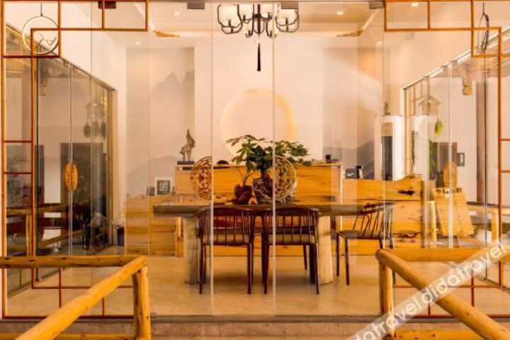 Hotel Interior 17 of 23