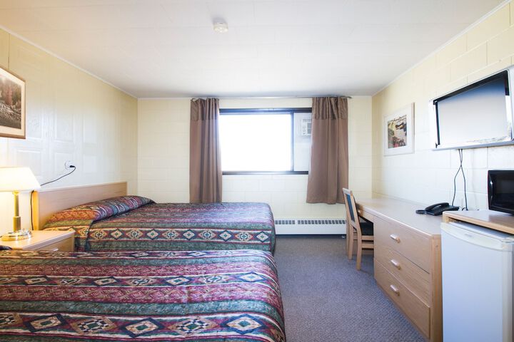 Room 3 of 34