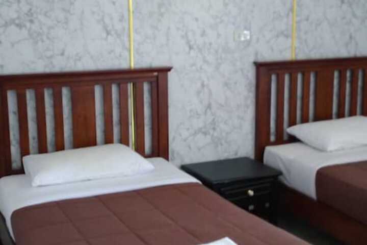 Room 40 of 90