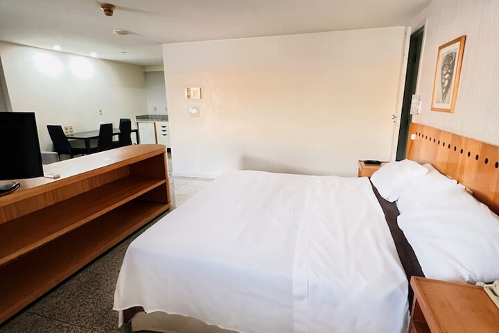 Room 8 of 31