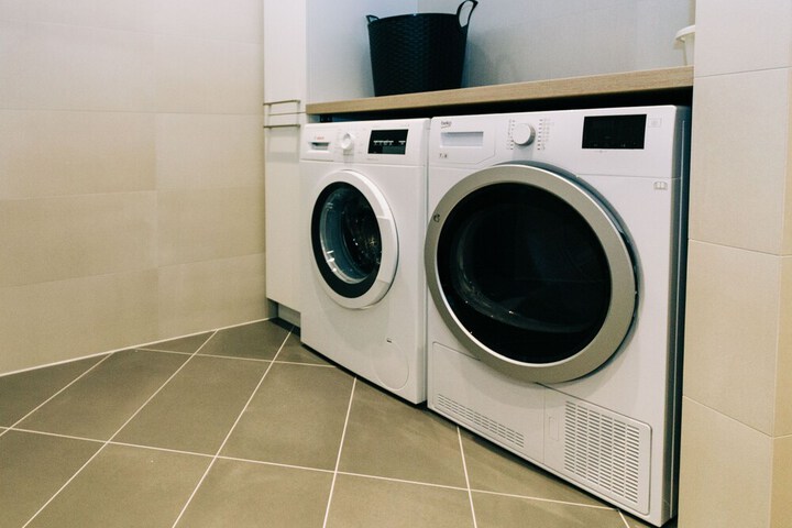 Laundry 40 of 54