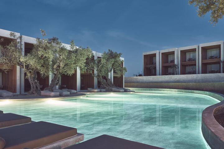 Pool 14 of 46