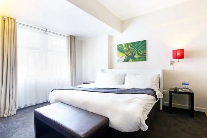 Room 2 of 12
