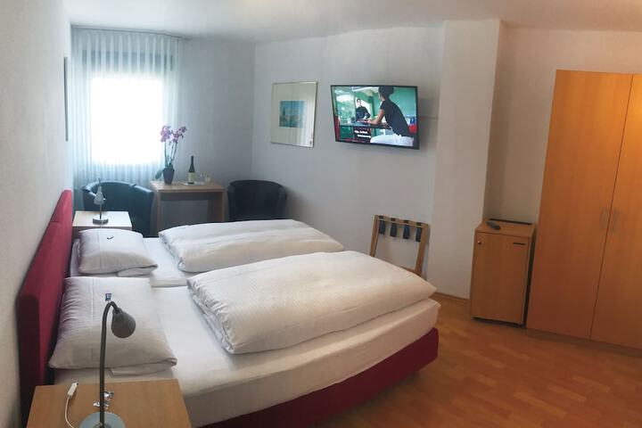 Room 18 of 34